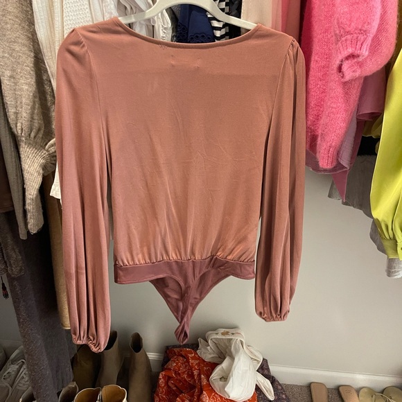 Lovers & Friends mauve bodysuit top size small - Picture 2 of 3